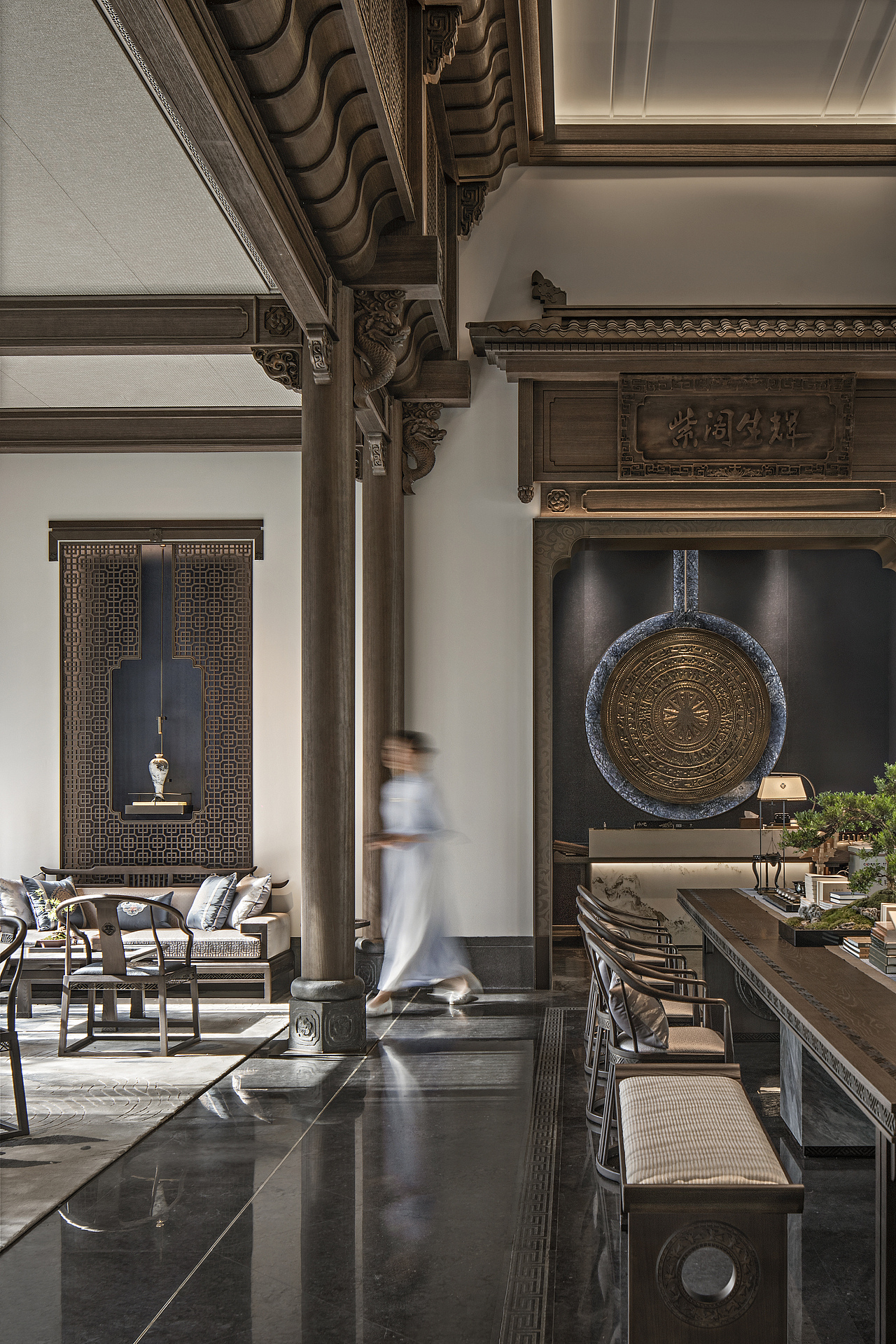 盘石设计 | 600㎡中式售楼处，白墙黛瓦，筑梦诗画徽境（图ZMzM3NjU4NTU2） - 商业空间设计 - 站酷设计师深圳盘石设计原创素材 - 站酷ZCOOL