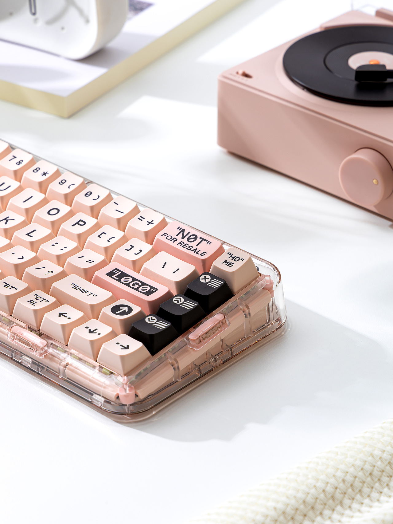 3C摄影丨视频 近期键盘合集（图ZMzU0NTQ3NTMy） - 产品摄影 - 站酷设计师容生原创素材 - 站酷ZCOOL