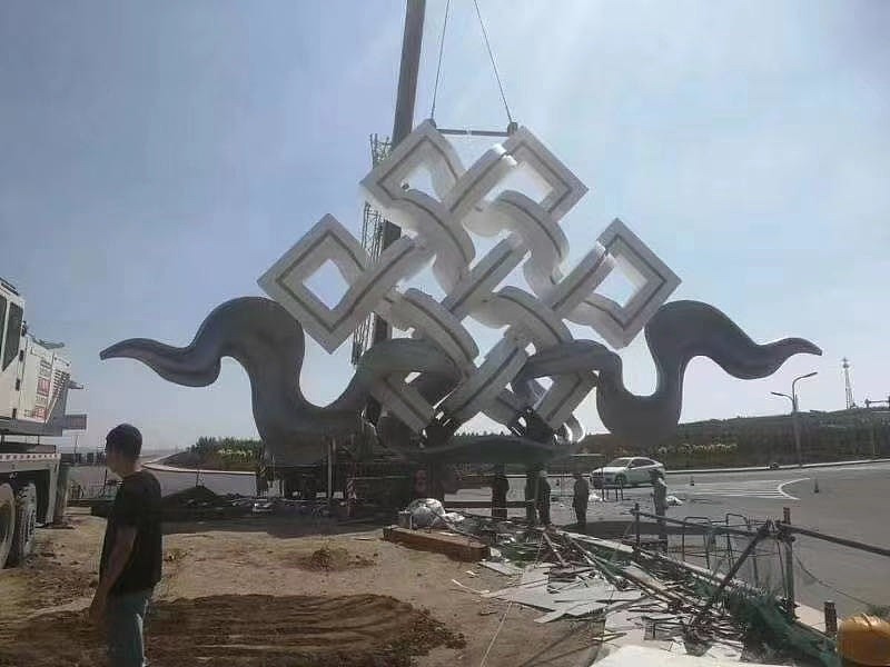 不锈钢雕塑定制大型鲸鱼铁艺金属户外学校园林发光景观（图ZMzE0ODAyOTYw） - 雕塑 - 站酷设计师济南艾格雕塑原创素材 - 站酷ZCOOL