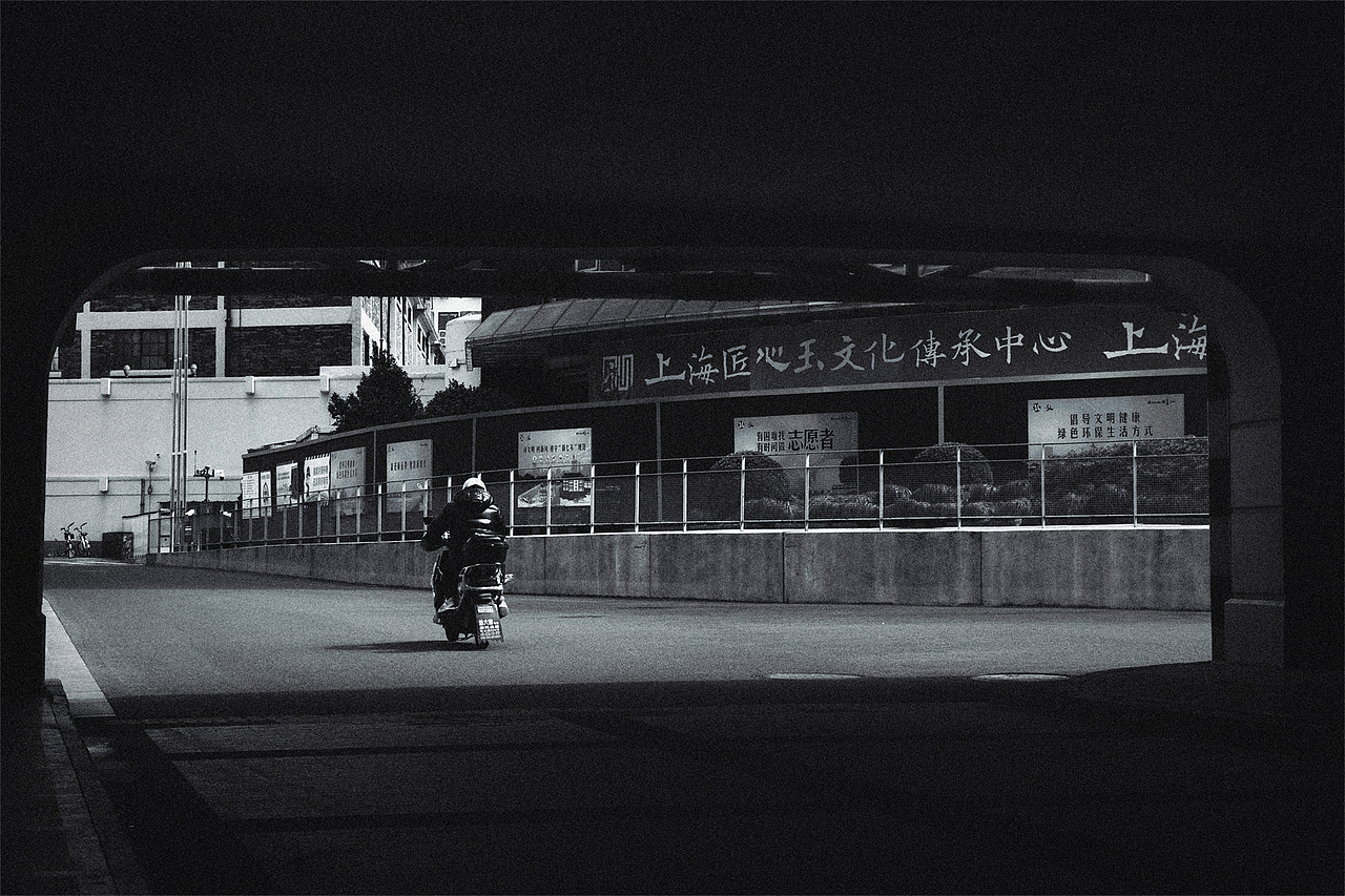 苏州河沿岸（图ZMzYzMzUyODUy） - 人文/纪实摄影 - 站酷设计师香草秋刀鱼原创素材 - 站酷ZCOOL