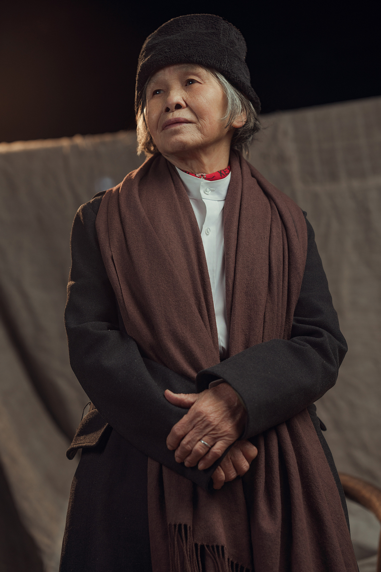 我們的父輩，無(wú)聲的吶喊（圖ZMzYxNzA5NTY4） - 人像攝影 - 站酷設(shè)計(jì)師夏萱荷香原創(chuàng)素材 - 站酷ZCOOL