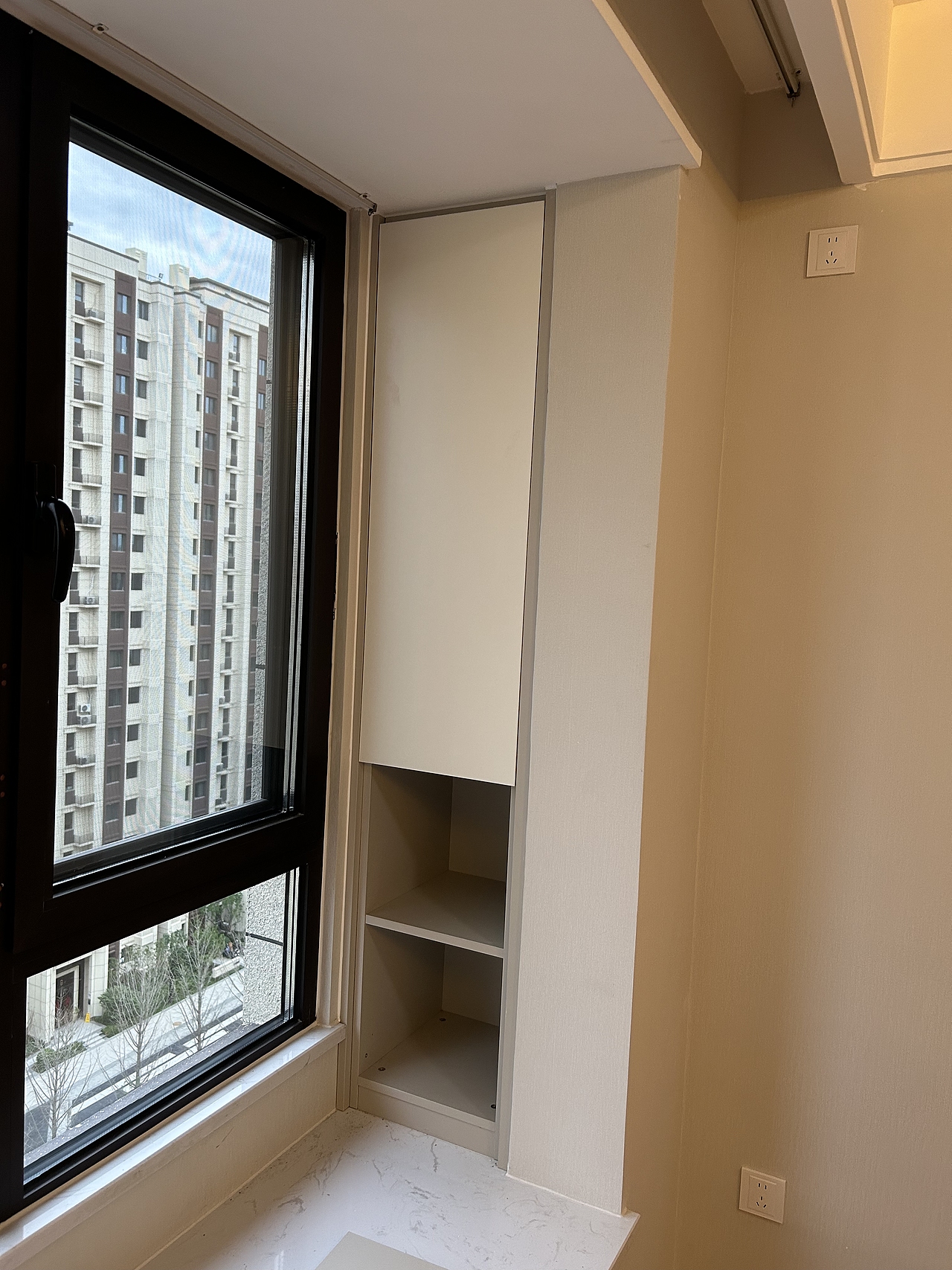 尚品康净板落地效果