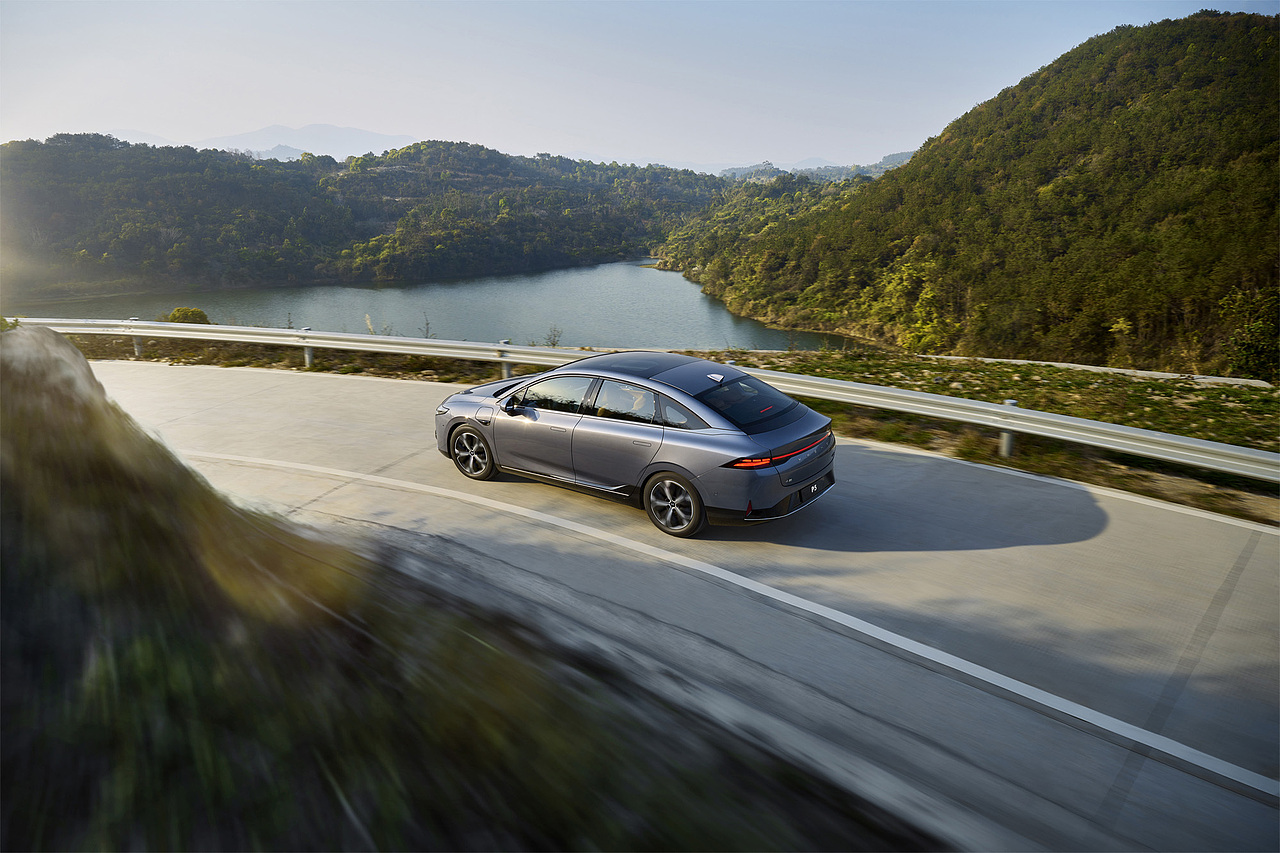 小鹏P5_汽车修图&广告制作&广告创意