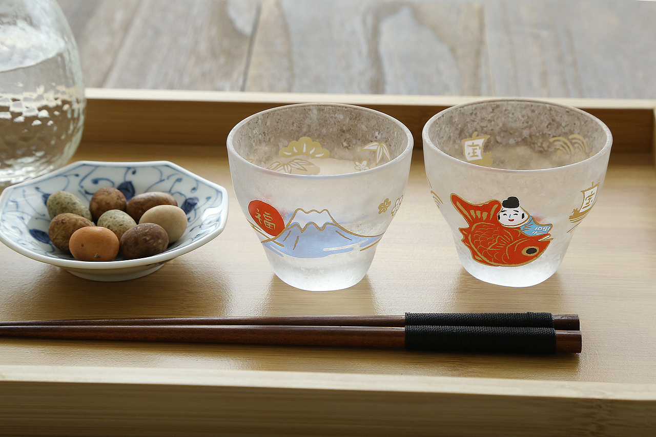 雪花纹吉祥物对杯手工玻璃杯