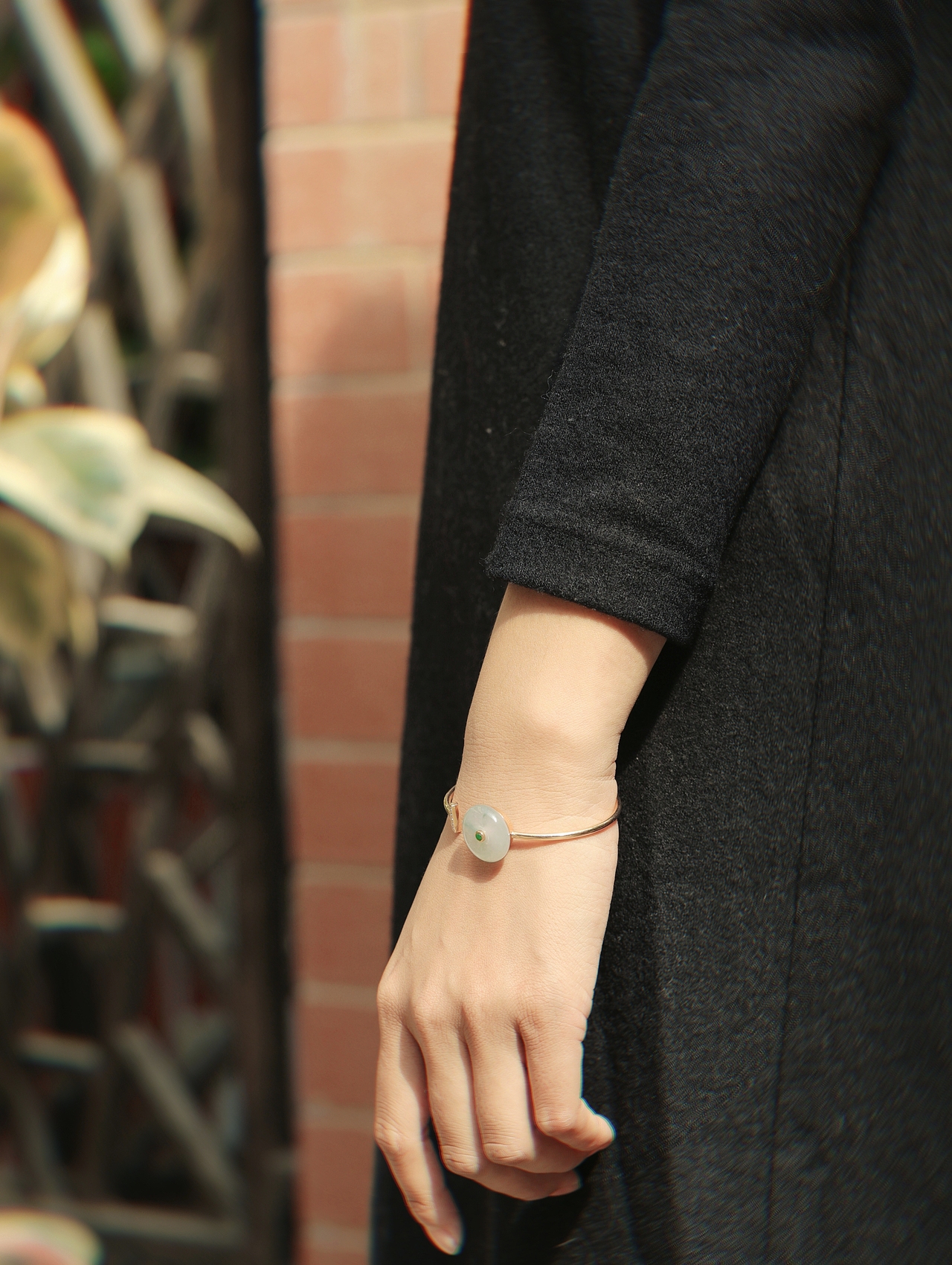 绝美国风平安扣手镯 | 白冰翡翠的东方诗意和设计感