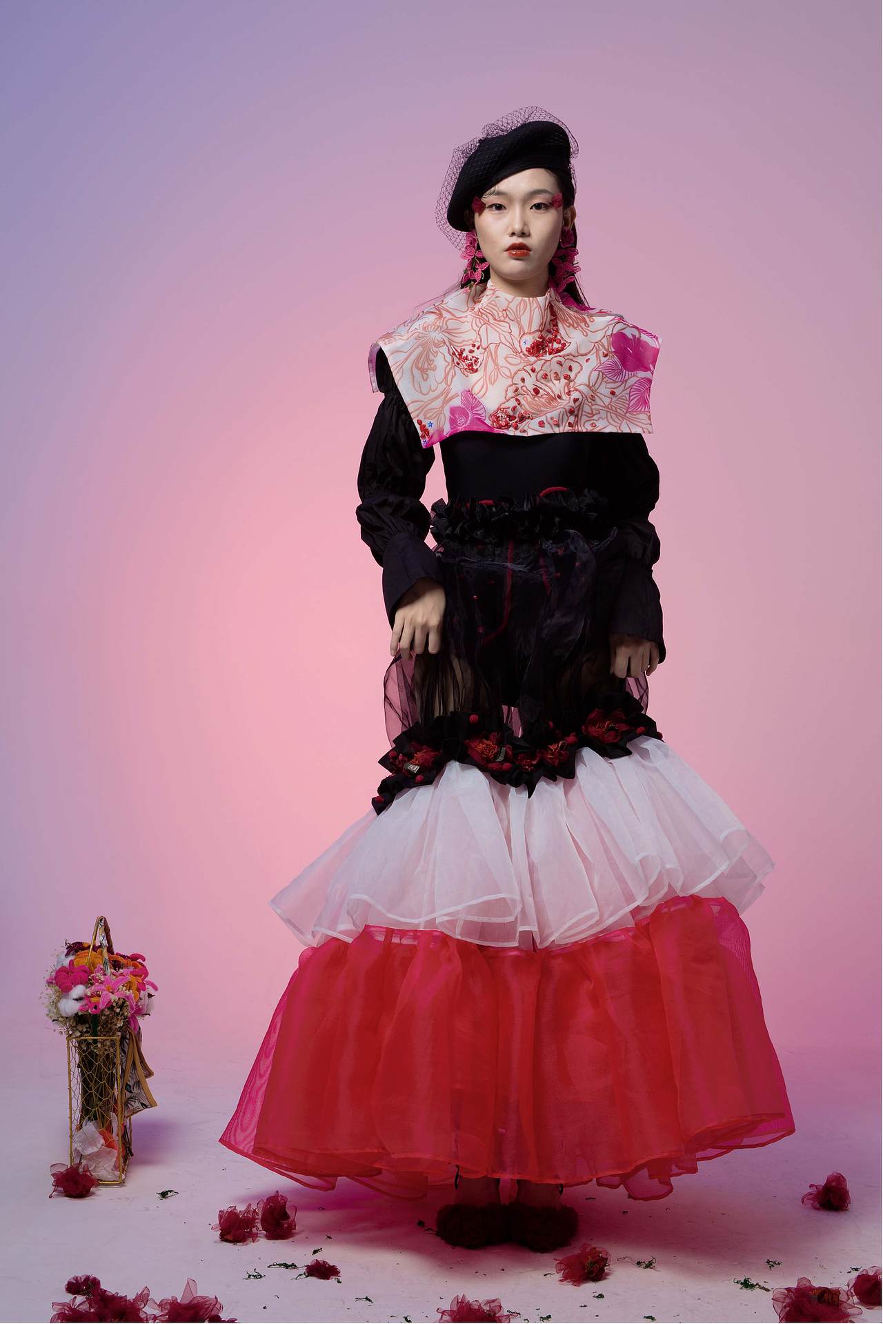 2022青春答卷#"盎然"花卉元素在服装设计表现及应用