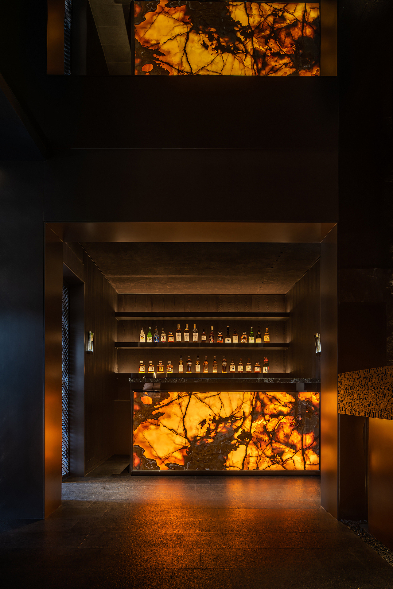 倘若穿越百年再次相遇
不变的依然是内心澎湃