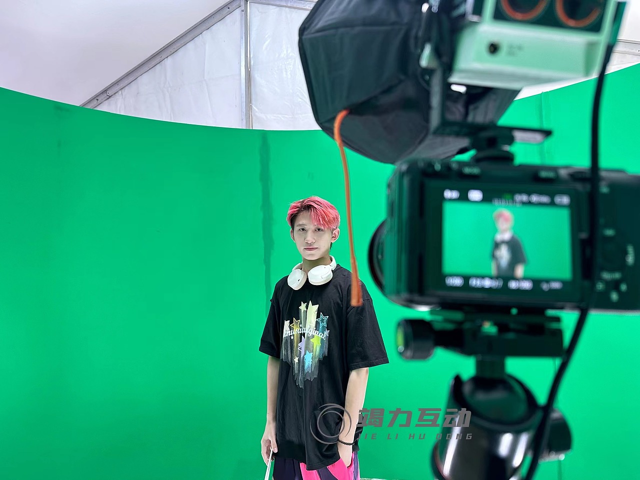 "东非探险,360度绿幕全景拍摄体验!"