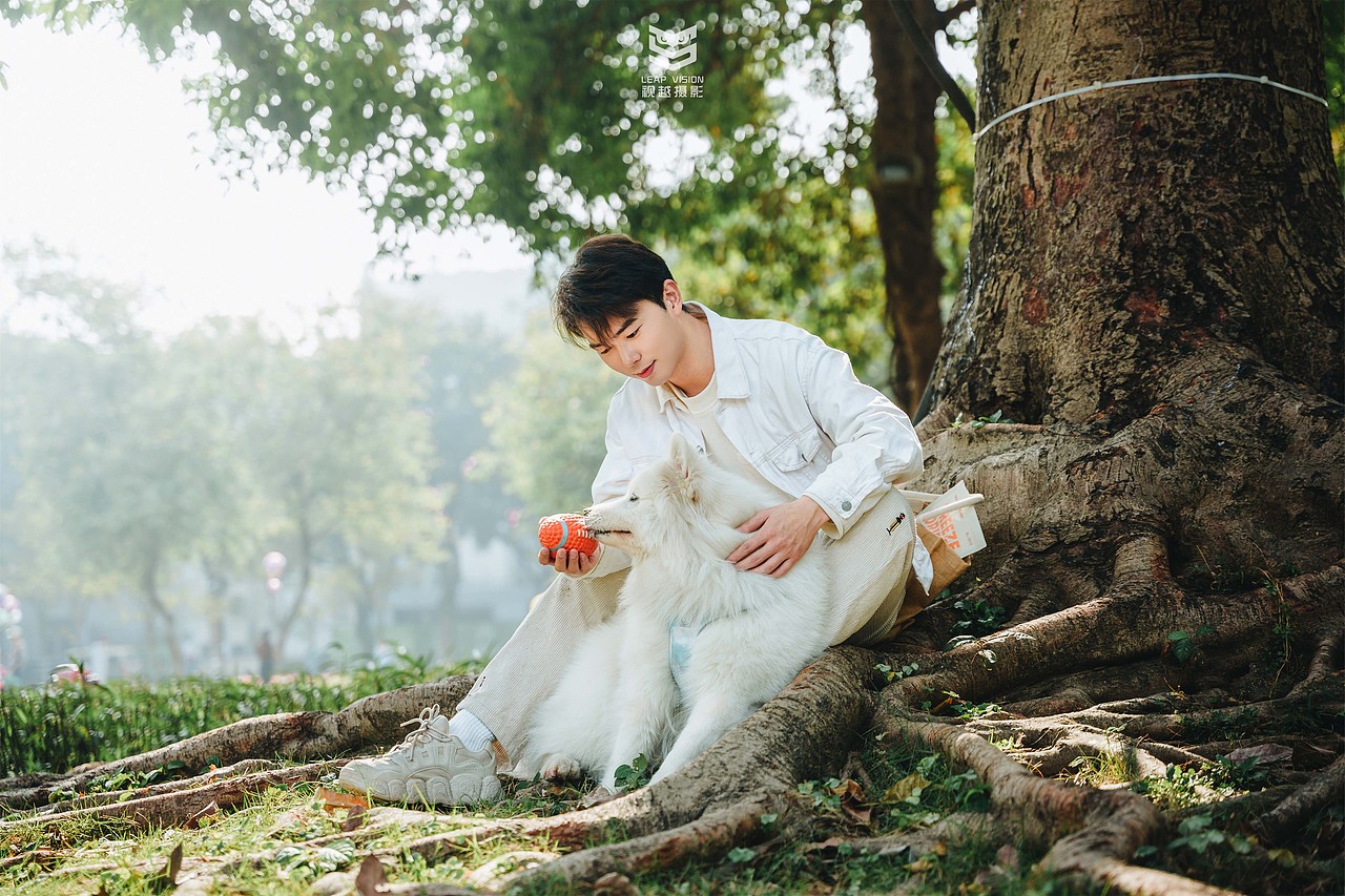 人宠户外写真（图ZMzYxMTIzNDAw） - 宠物摄影 - 站酷设计师小样摄影原创素材 - 站酷ZCOOL