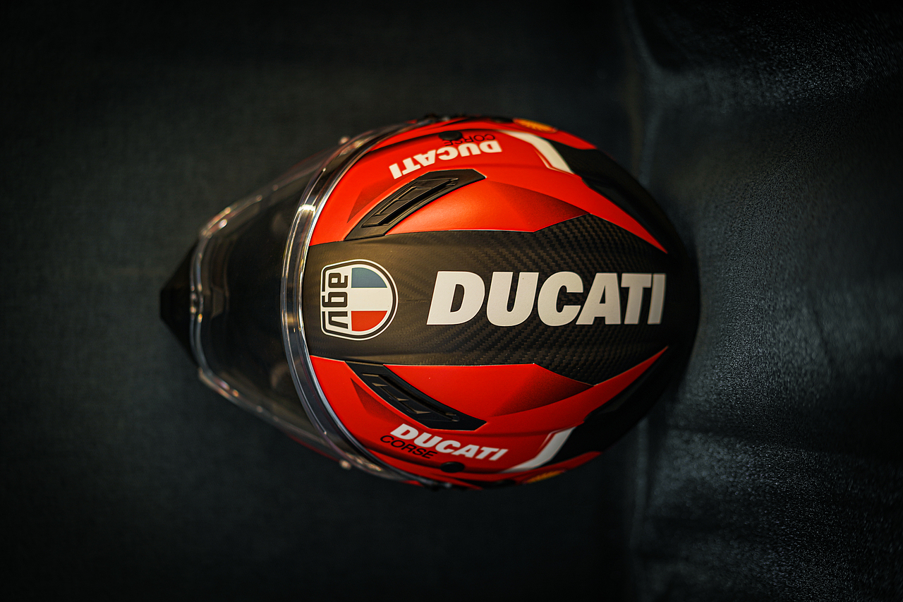 AGV AX9 Carbon 碳纤维 杜卡迪DUCATI 头盔联名（图ZMzMxNDEzODY4） - 其他手工艺 - 站酷设计师虎将贴花原创素材 - 站酷ZCOOL