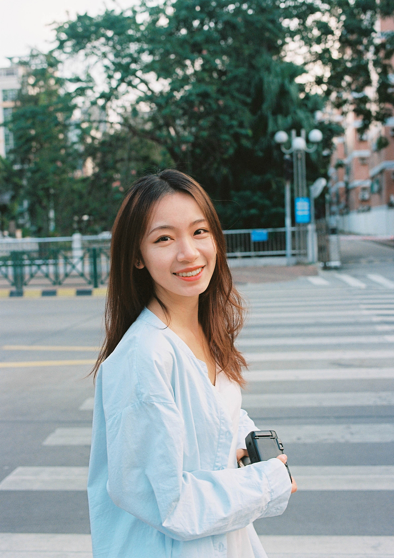 -让晚风轻轻吹送了落霞 胶片人像拍摄