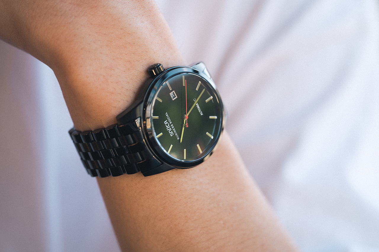 手表拍摄 男表 机械表 模特上手图（图ZMzA5MDU0MDY0） - 产品摄影 - 站酷设计师李立宏原创素材 - 站酷ZCOOL