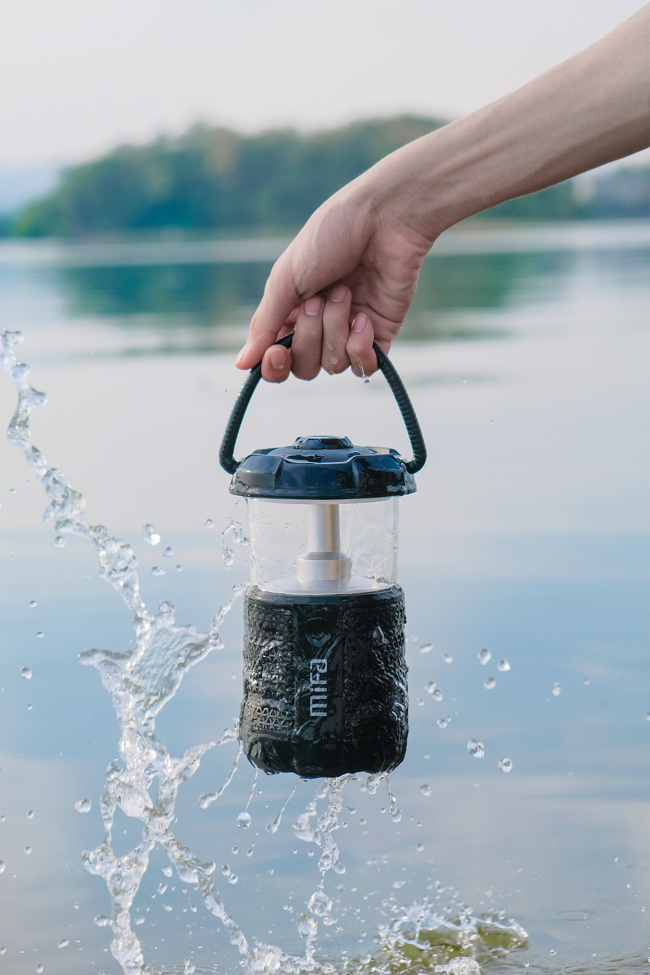 小岛露营 | 户外露营灯音箱