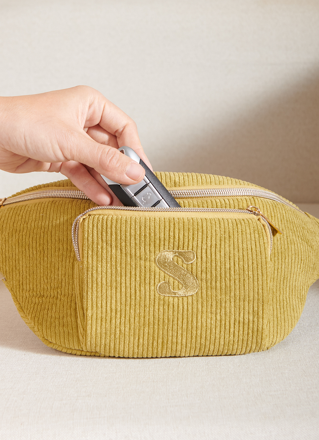 女士包包 女包拍摄 包包详情 女包静物拍摄（图ZMzUzMTEwMzY4） - 产品摄影 - 站酷设计师家瑶不是佳肴原创素材 - 站酷ZCOOL