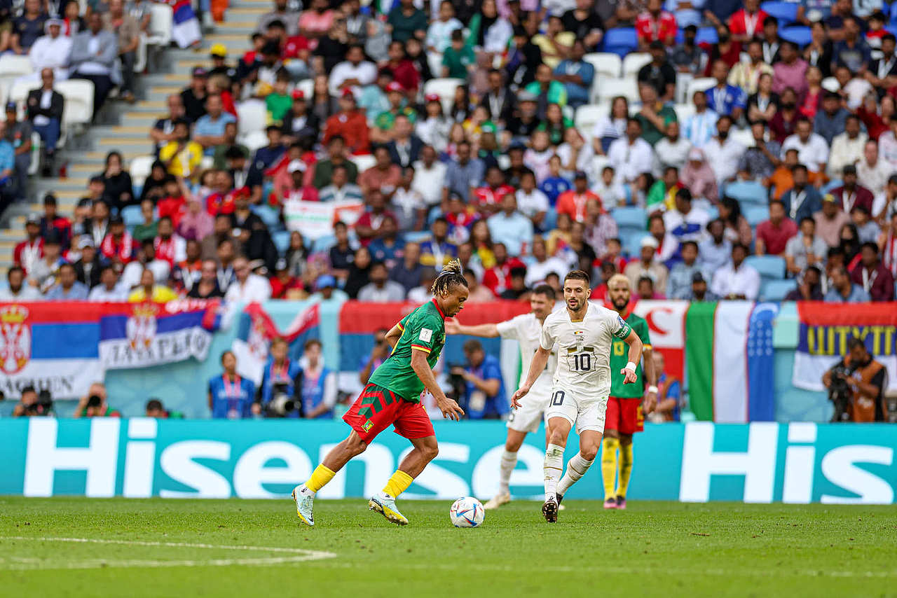 2022世界杯喀麦隆VS塞尔维亚（图ZMzIzOTUxNDcy） - 人文/纪实摄影 - 站酷设计师虾糊土豆原创素材 - 站酷ZCOOL