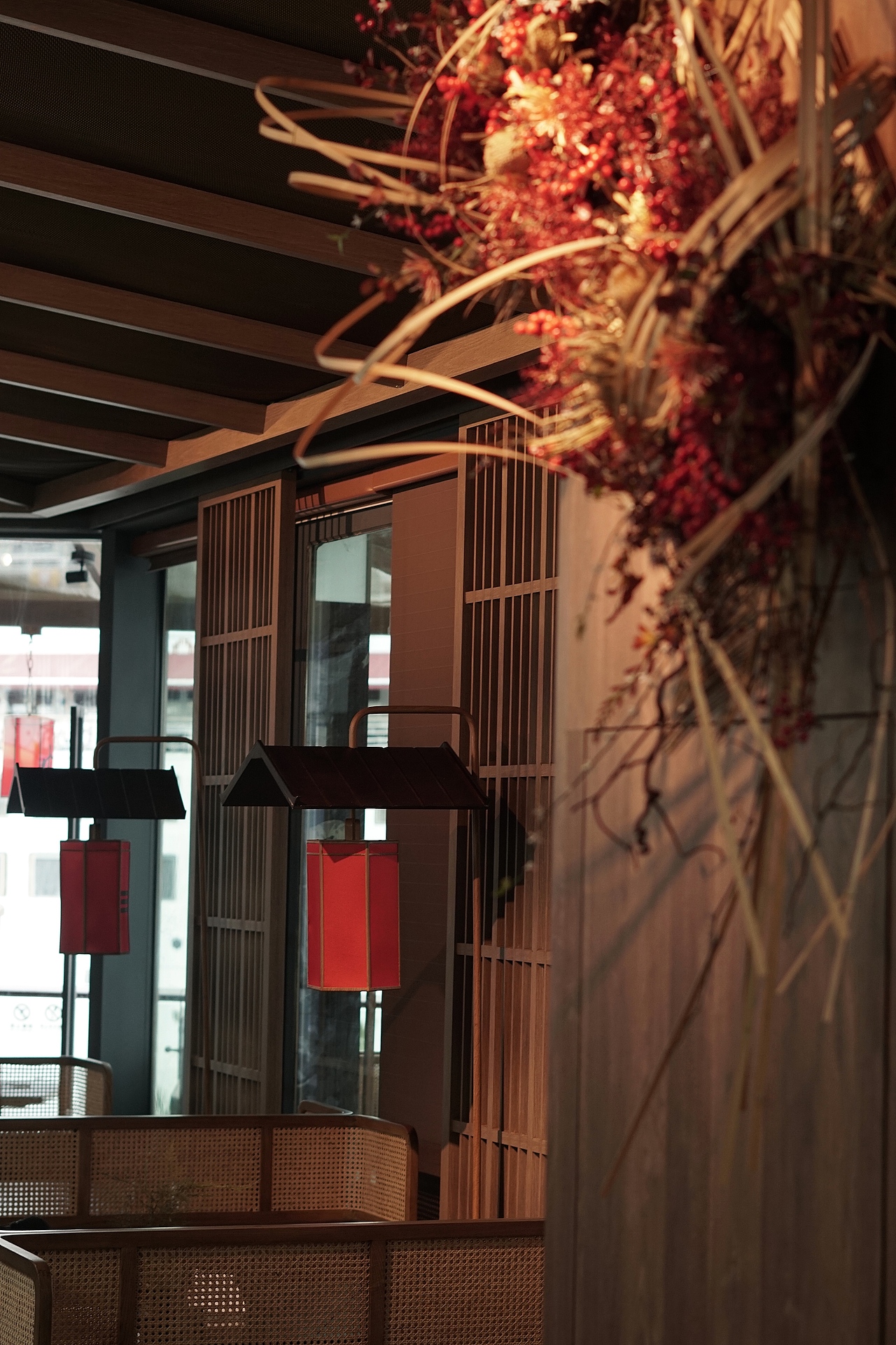 有山设计×海市烧：邂逅温情夜色 | 餐饮空间设计（图ZMzA5ODkwNjEy） - 酒店餐饮设计 - 站酷设计师有山设计原创素材 - 站酷ZCOOL