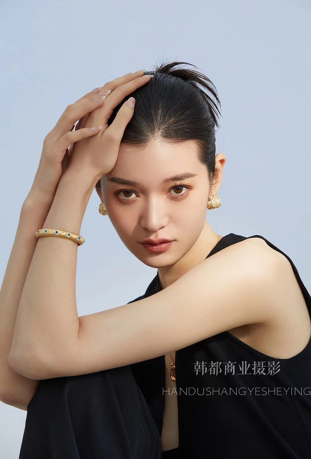 韩都商业摄影---模特耳环拍摄效果图（图ZMzIyNDQxNzE2） - 产品摄影 - 站酷设计师韩都商业摄影原创素材 - 站酷ZCOOL