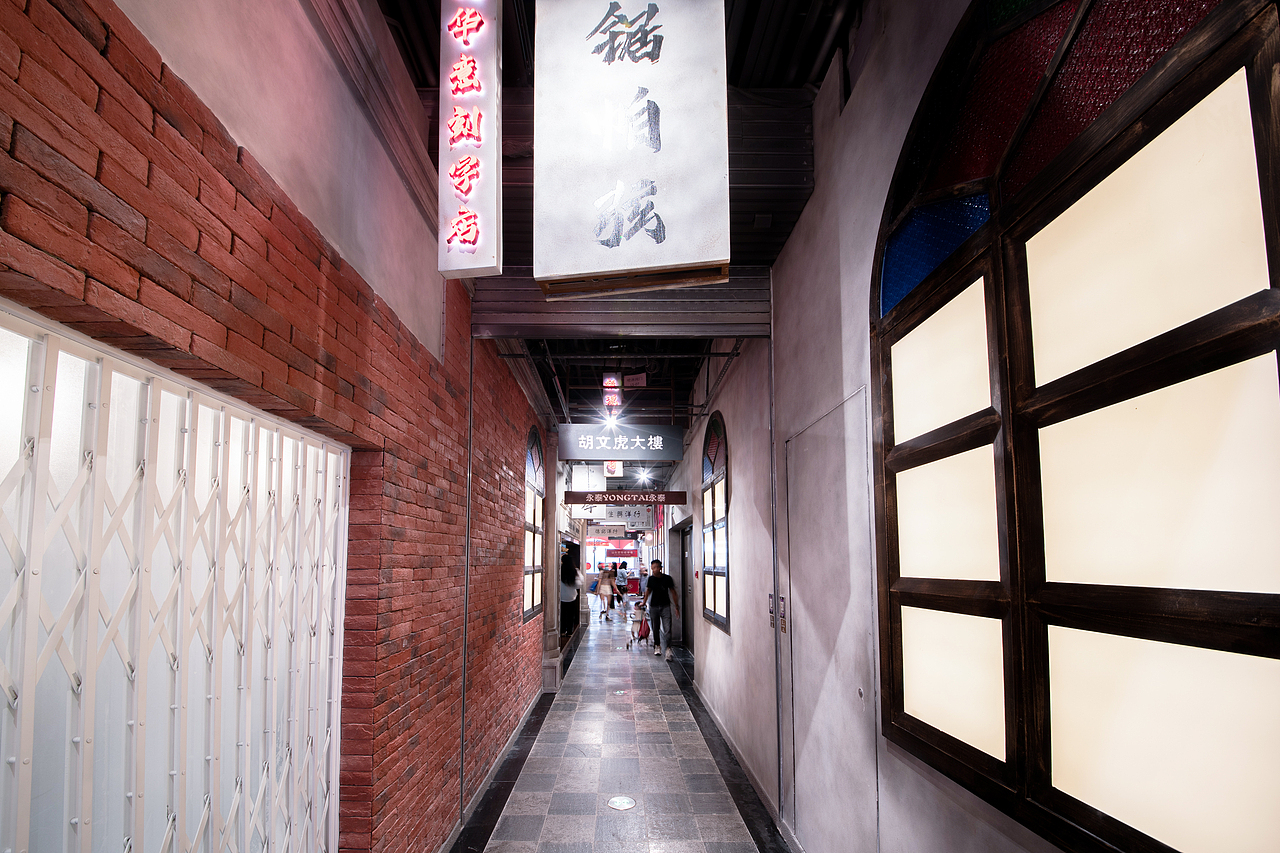 汕头万象城 -里巷“ 观风察俗”（图ZMzI1MzUxNjg0） - 商业空间设计 - 站酷设计师夏谷暑雨CHINA原创素材 - 站酷ZCOOL