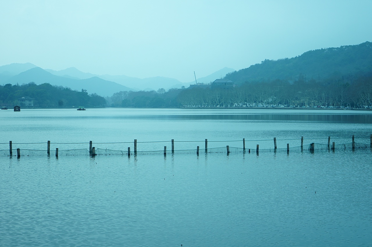 蓝色/绿——西湖