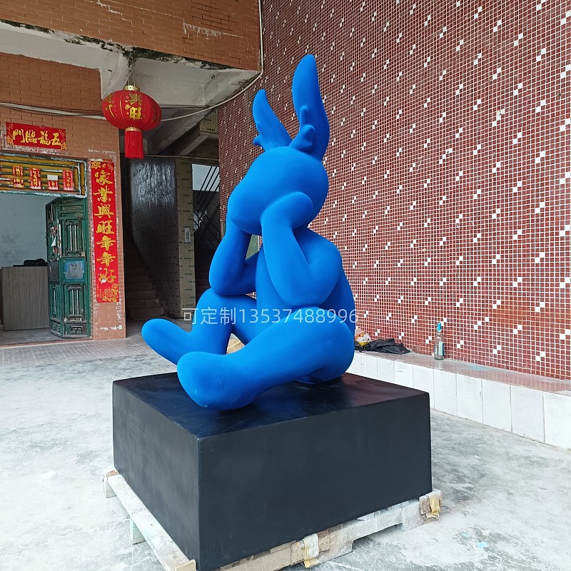 网红摆件喷绒卡通兔子玻璃钢雕塑植绒公仔订制