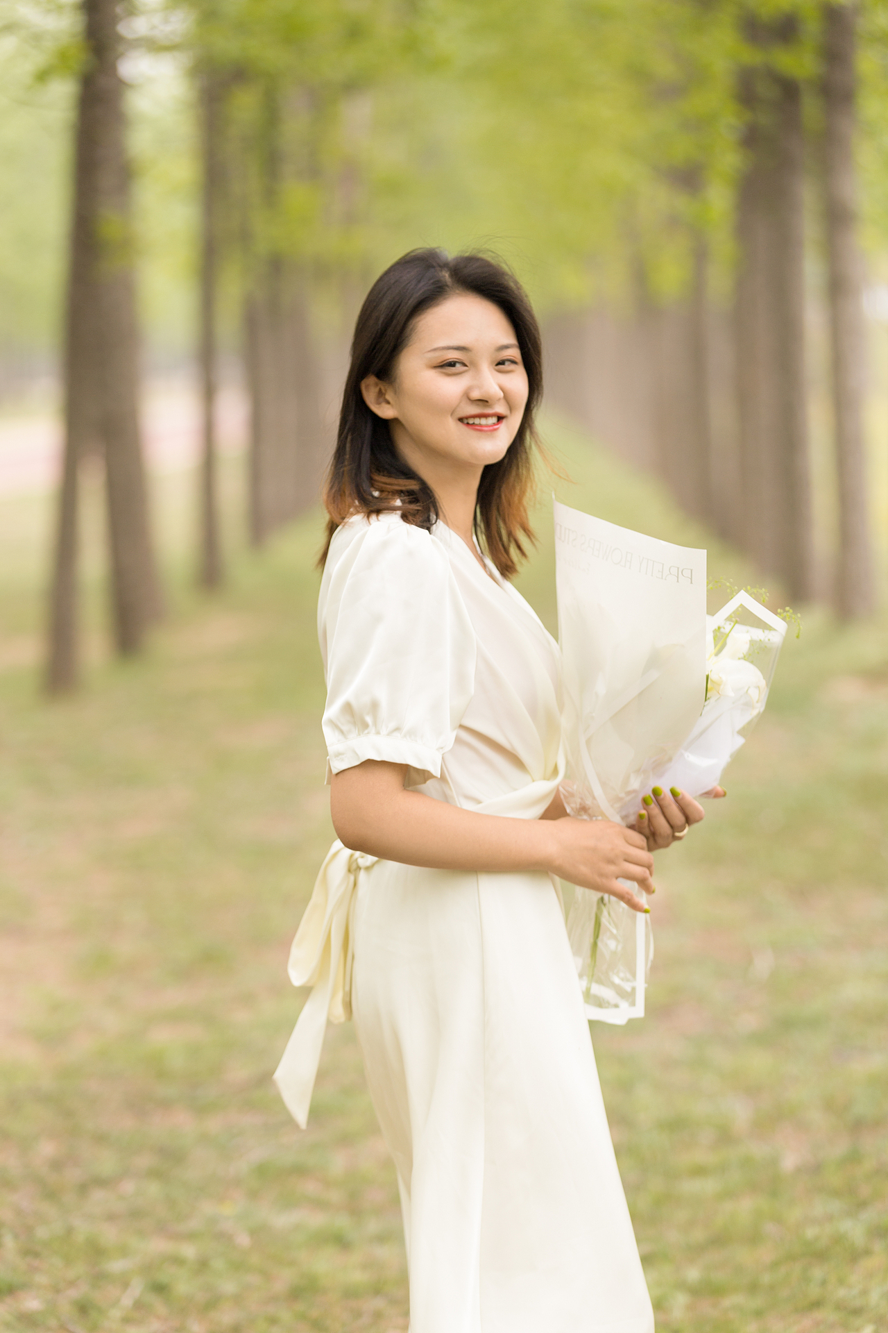 微风徐来（图ZMzI1ODYzMDEy） - 人像摄影 - 站酷设计师摄影师千枨原创素材 - 站酷ZCOOL