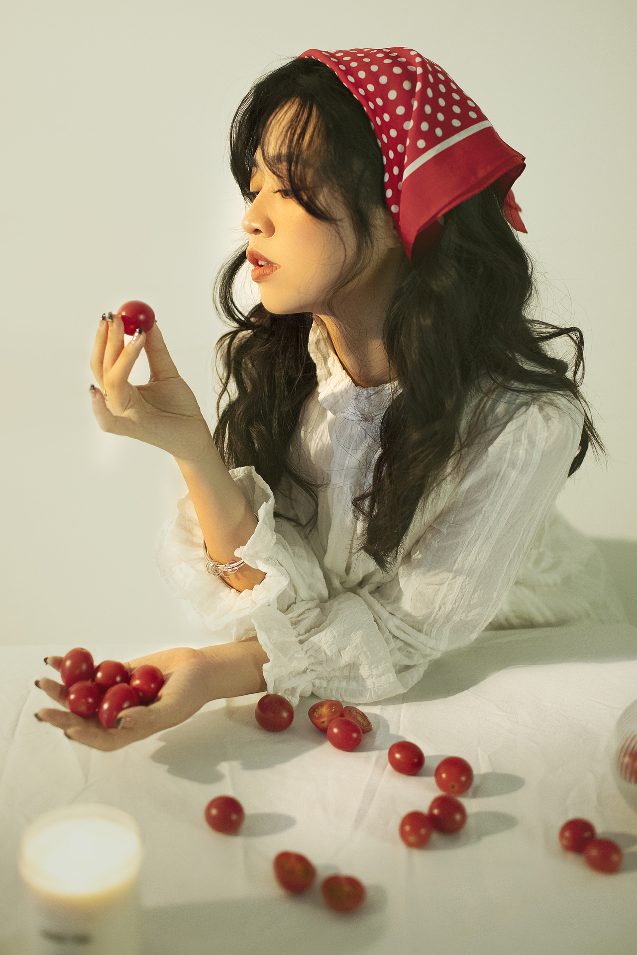 搓到心巴里头的油画少女