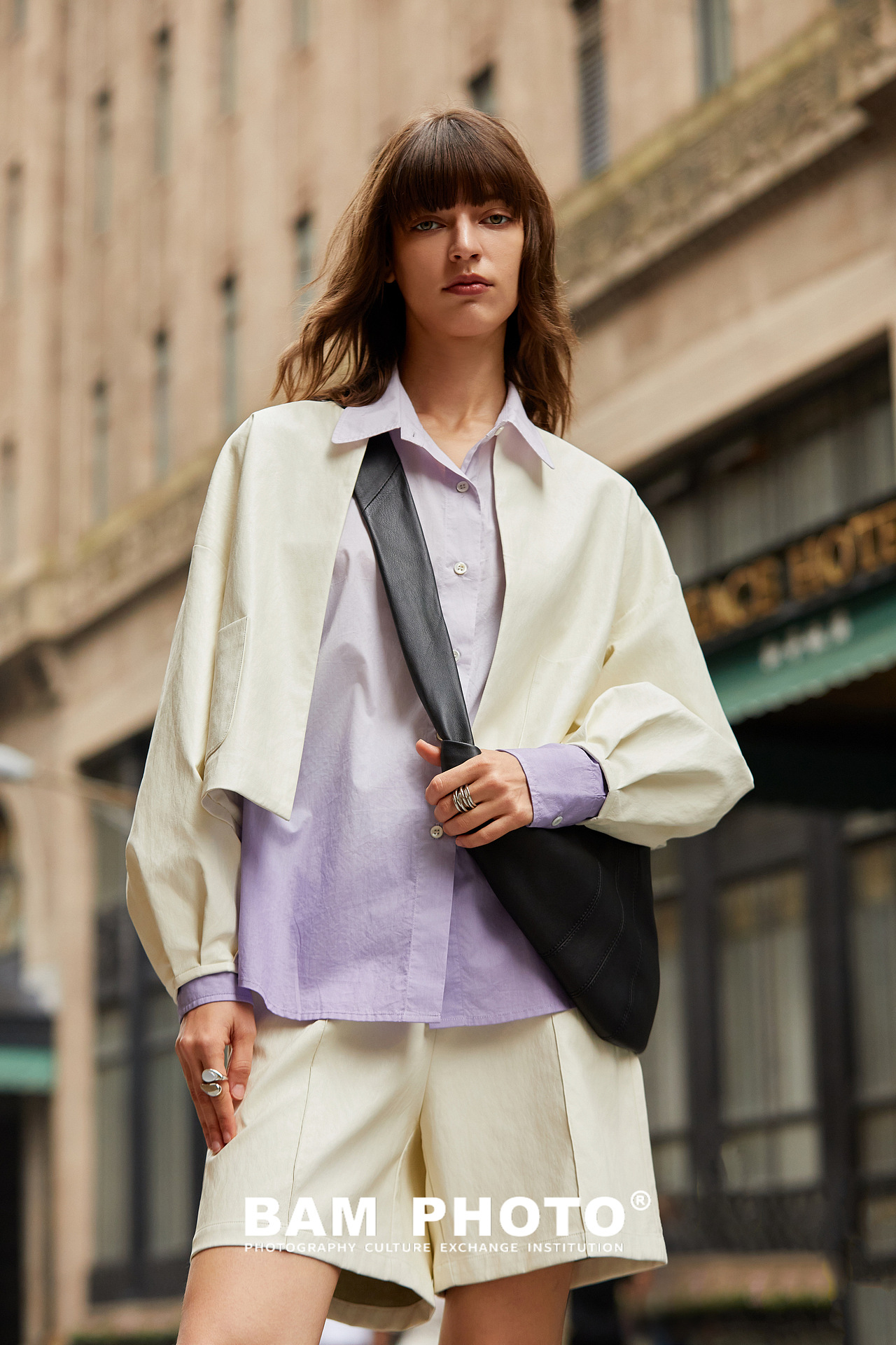 女装拍摄｜阴雨天的街拍📸｜永不过时的高级感