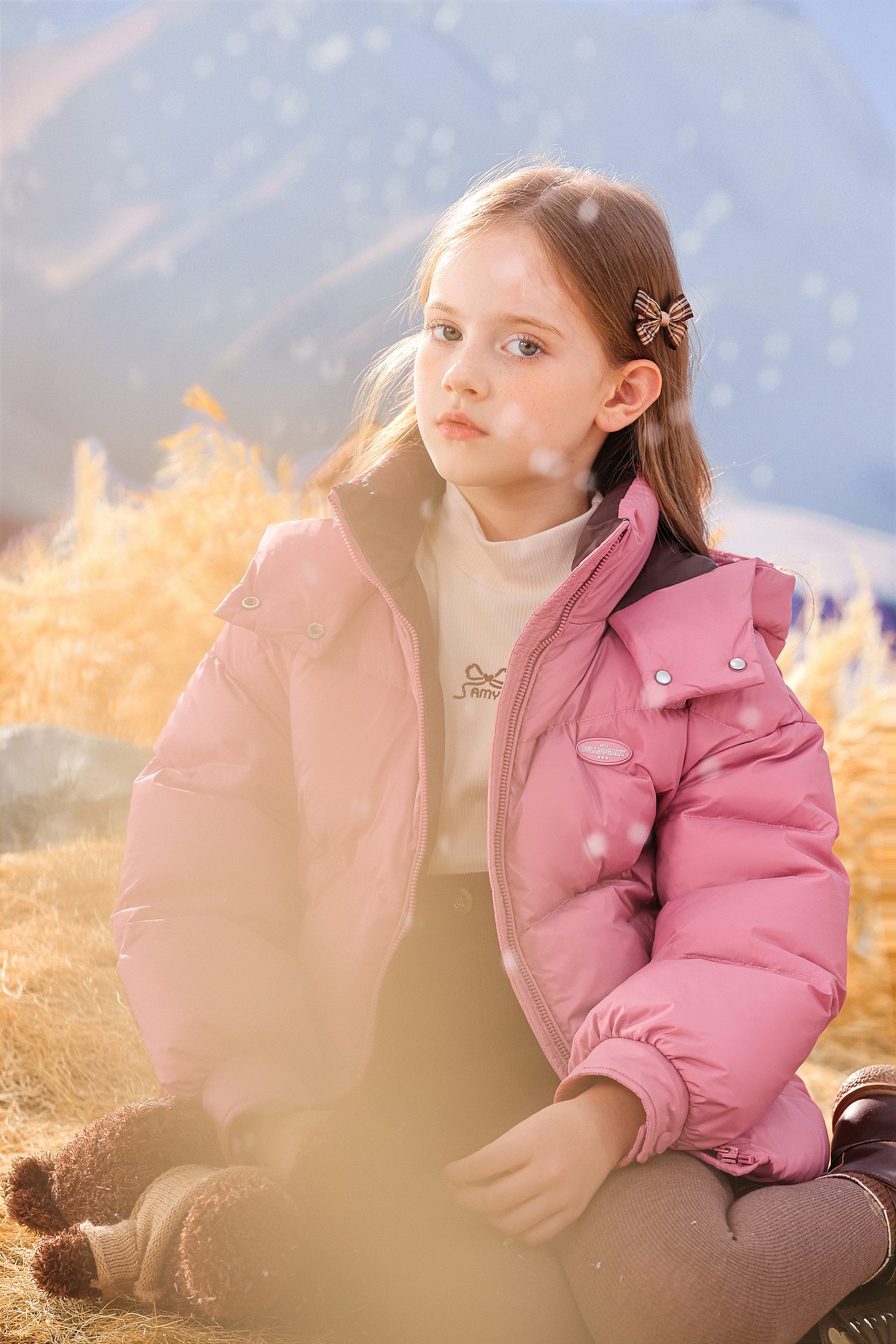 童装摄影 馋嘴狗冬季服饰拍摄 商业广告海报棚内摄影（图ZMzU2MzI4NDY0） - 产品摄影 - 站酷设计师乐趣视觉营销原创素材 - 站酷ZCOOL