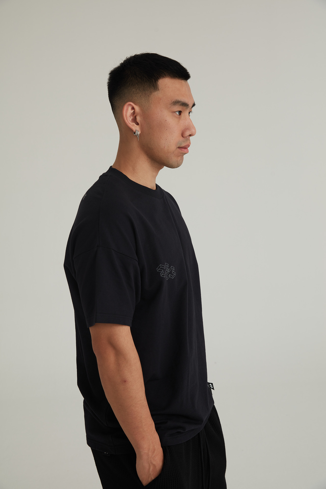 草牌无中生有EQUALIZER®TEE T恤 背杀 logoT图案T