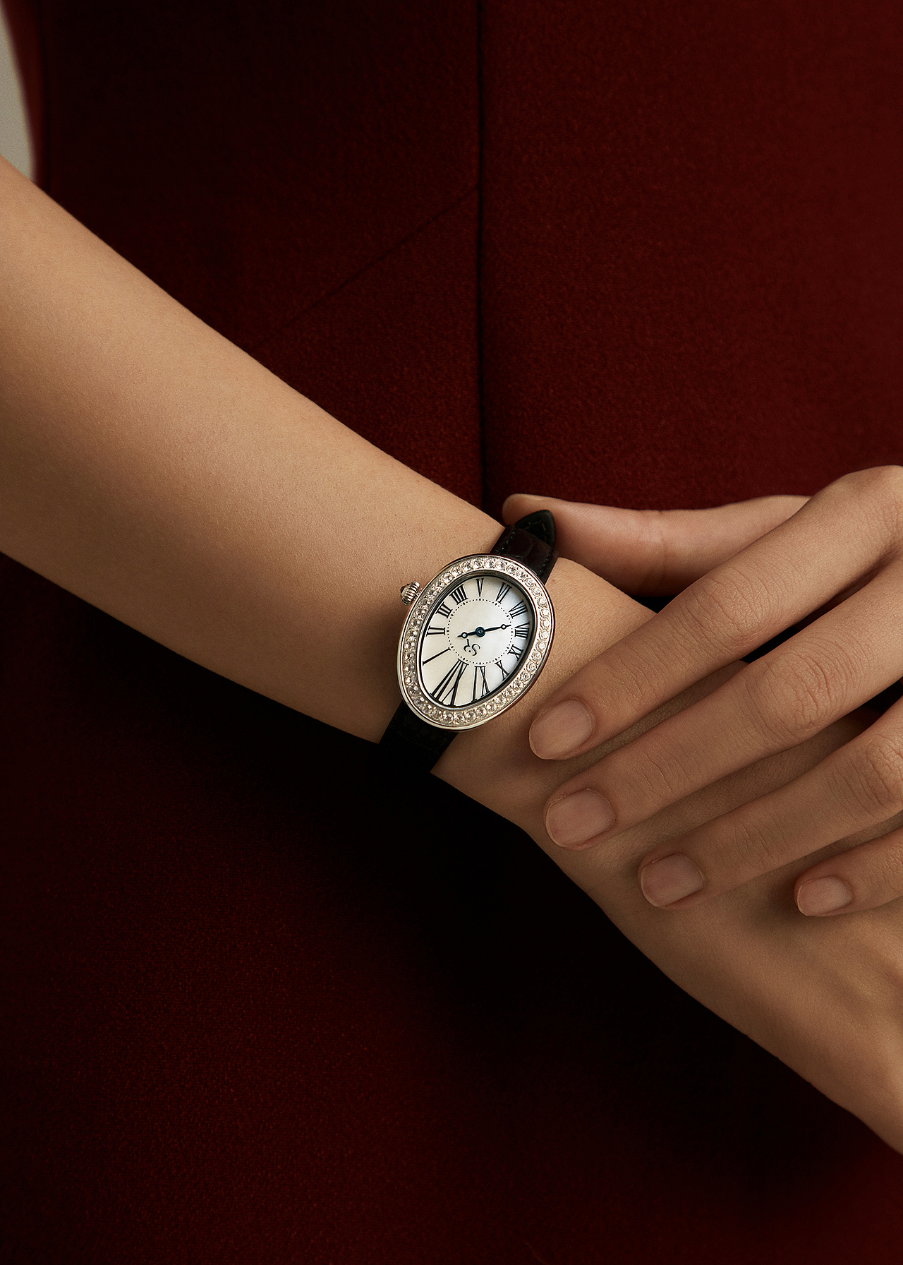 珠宝首饰拍摄模特白底拍摄