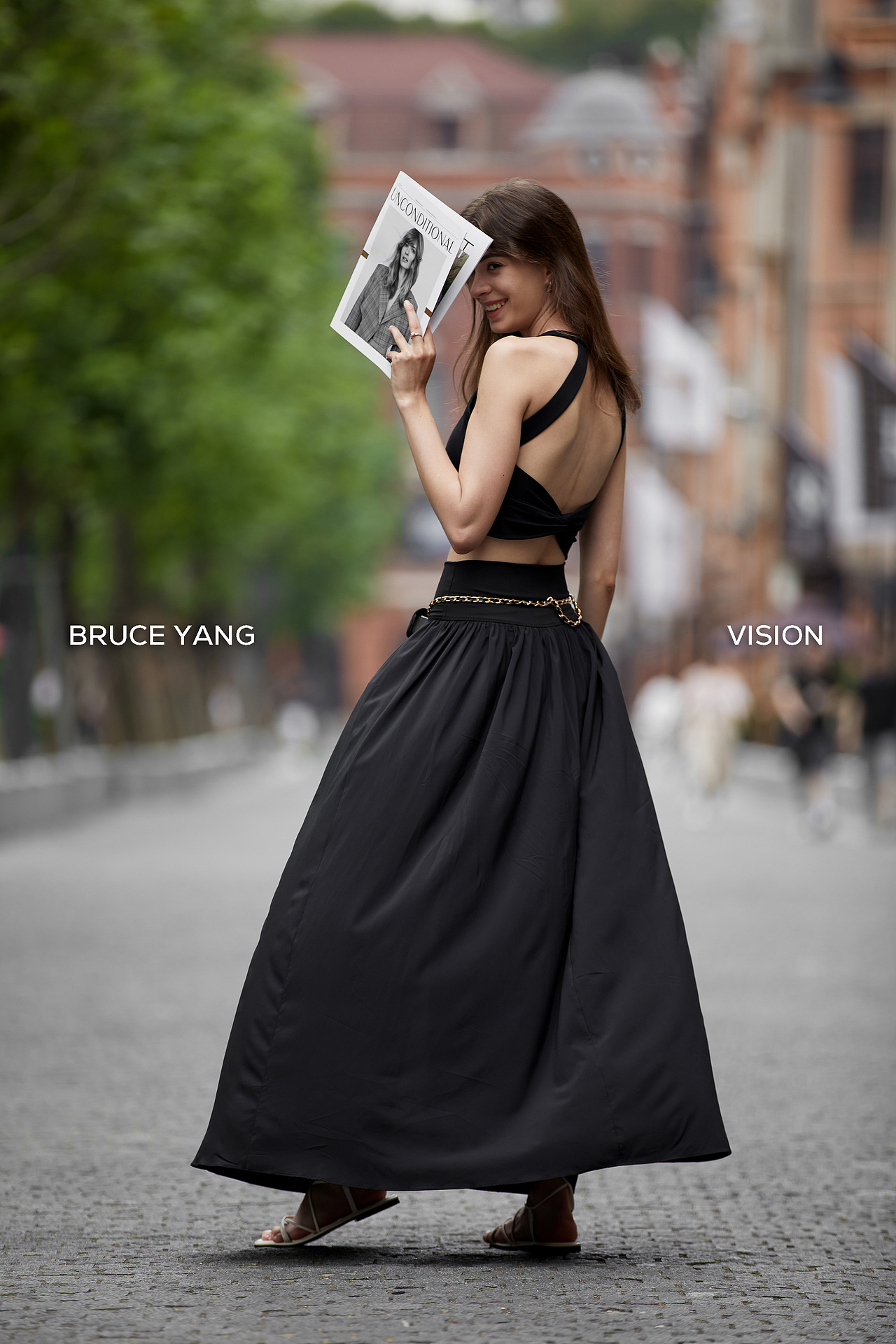 女装品牌外景街拍（图ZMzQ2NTUzNDM2） - 产品摄影 - 站酷设计师BruceYangVision原创素材 - 站酷ZCOOL