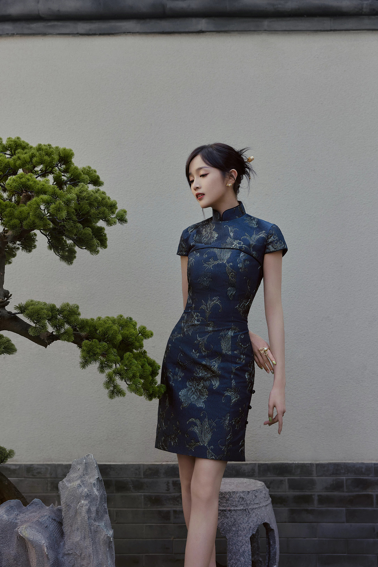 时尚穿搭《吴宣仪》一期