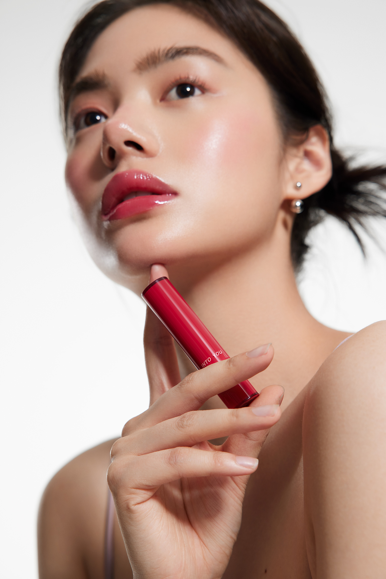 熔点口红| 随性洒脱的高级感（图ZMzQ5NTMxMDA4） - 人像摄影 - 站酷设计师他是33原创素材 - 站酷ZCOOL