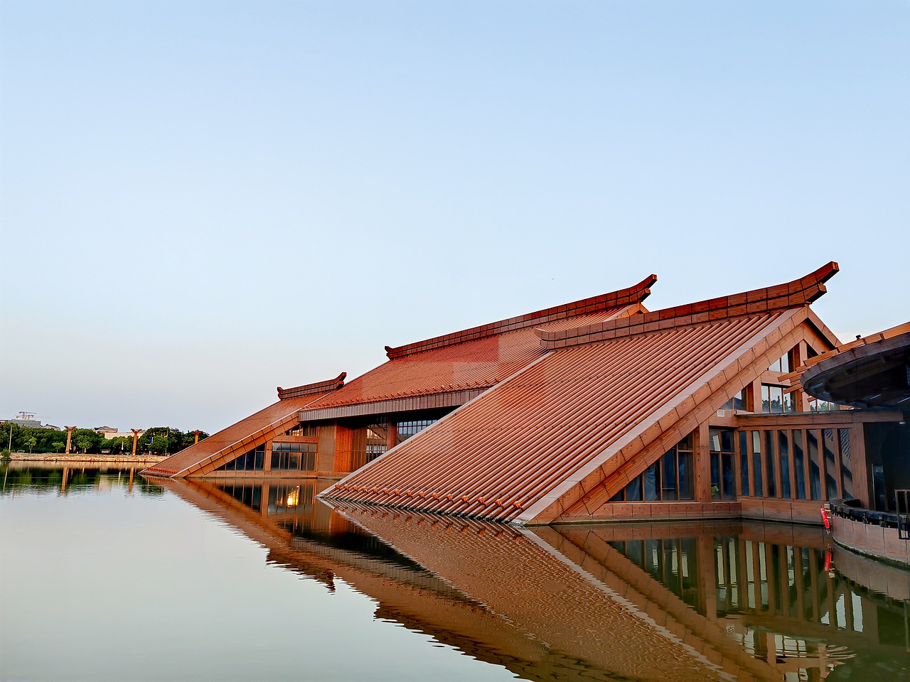 手機(jī)風(fēng)光攝影-廣富林遺址（圖ZMzQyODQzOTQ4） - 風(fēng)光攝影 - 站酷設(shè)計(jì)師栗子lizzie_w原創(chuàng)素材 - 站酷ZCOOL