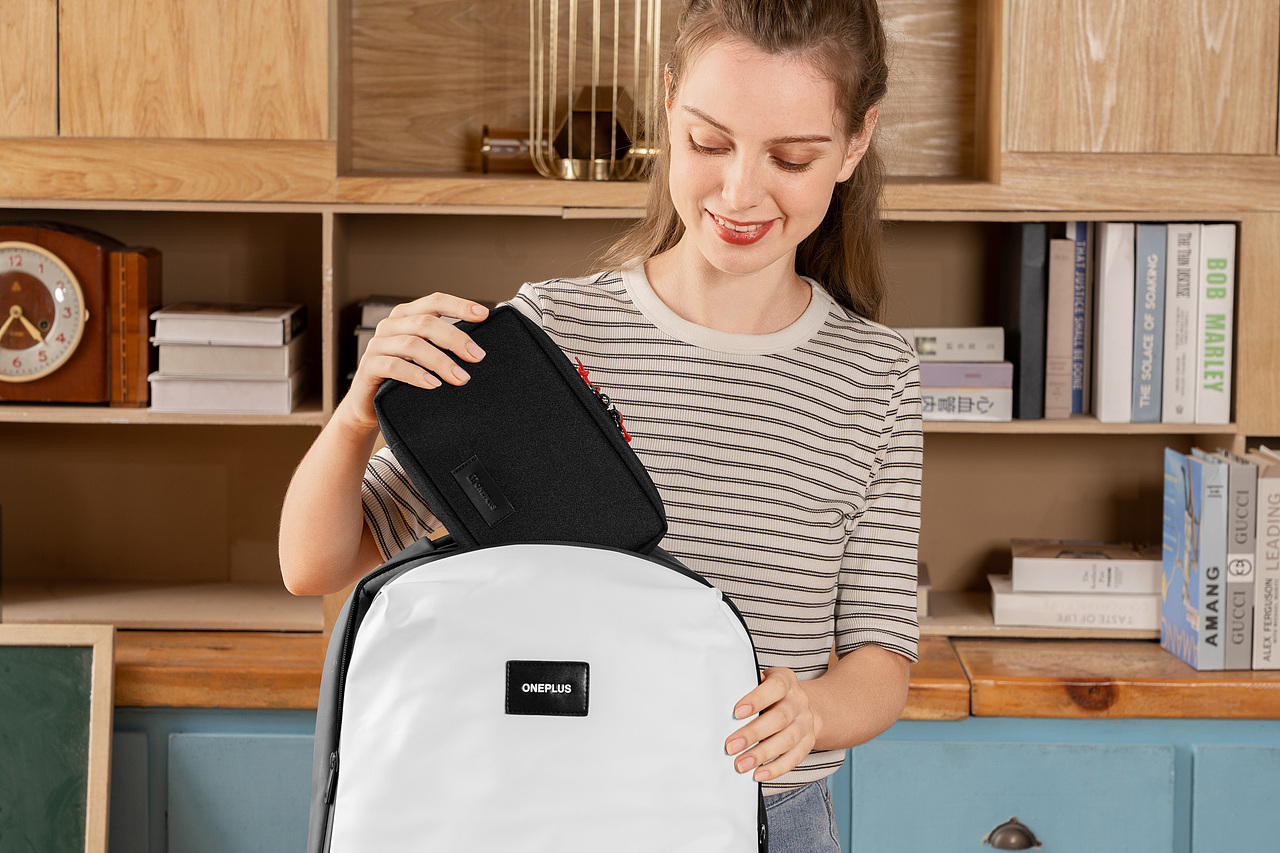 产品摄影|OPPO & ONEPLUS 配件系列（图ZMzI4NzU2NDky） - 产品摄影 - 站酷设计师GuanrongPan原创素材 - 站酷ZCOOL