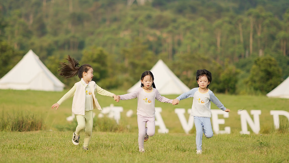 儿童服装广告片剪辑