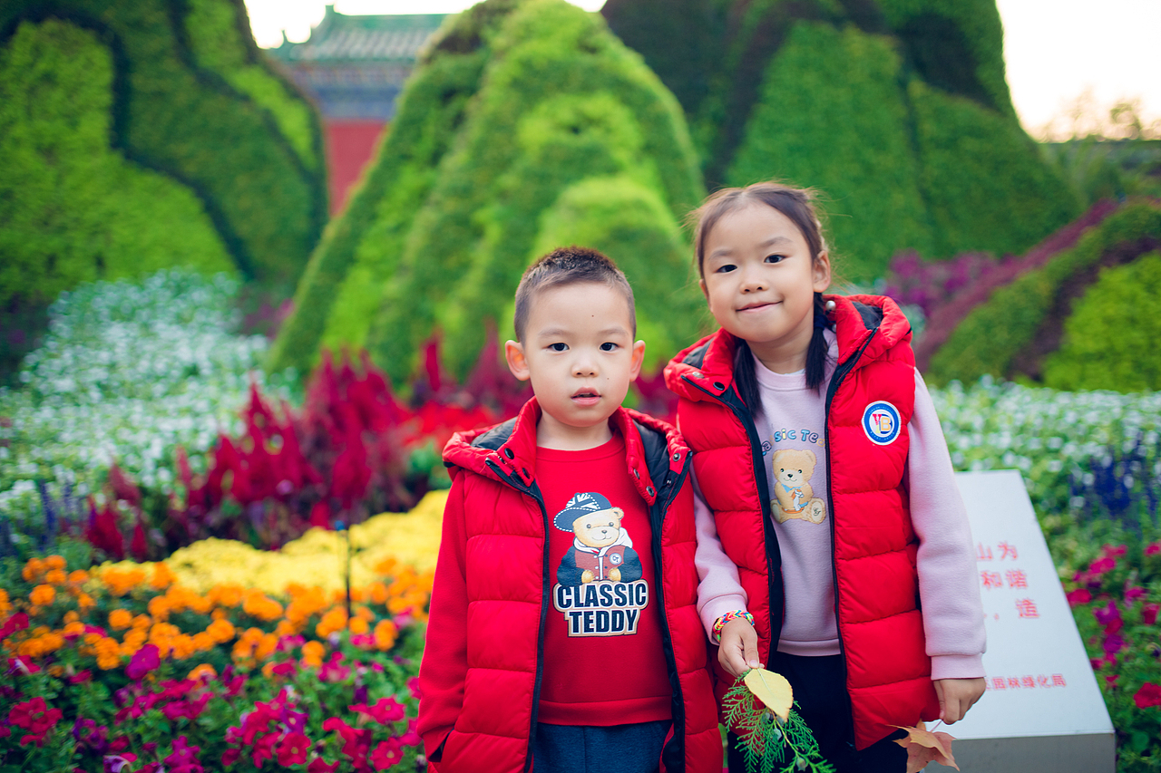 2019.10地壇公園（圖ZMzE1NTk2NTQ0） - 人像攝影 - 站酷設(shè)計(jì)師ccyw1979原創(chuàng)素材 - 站酷ZCOOL