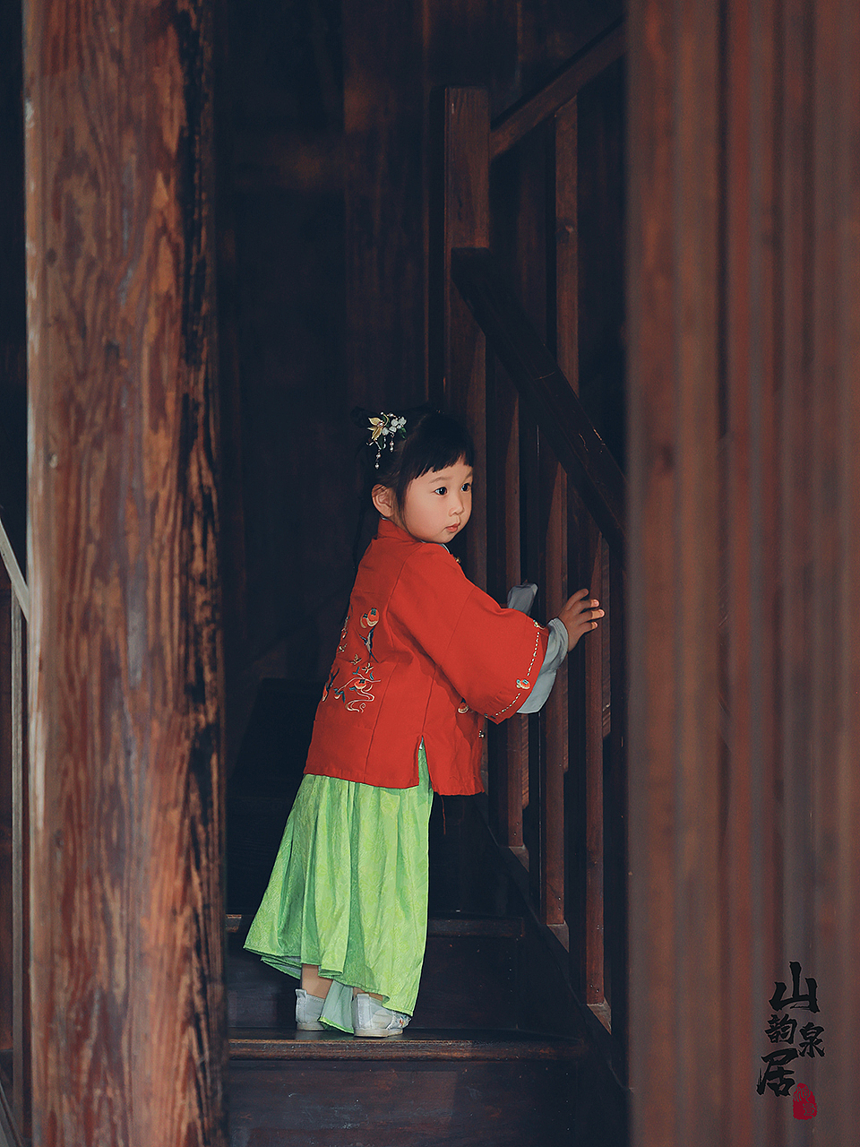 烟雨江南之温泉居（图ZMzIzMjQxMjA4） - 人像摄影 - 站酷设计师泡泡的记忆碎片原创素材 - 站酷ZCOOL