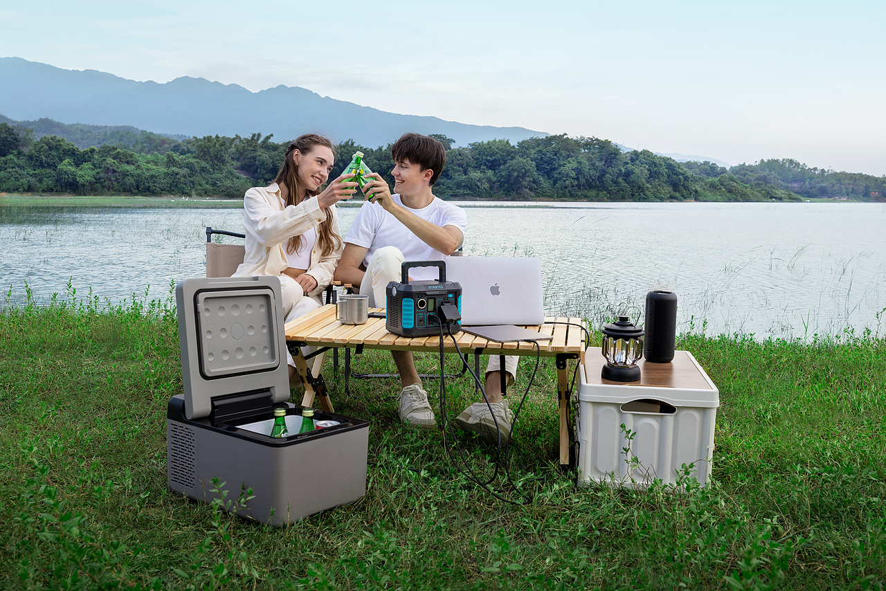 罗马仕雷霆系列 RS300-1500 户外电源拍摄