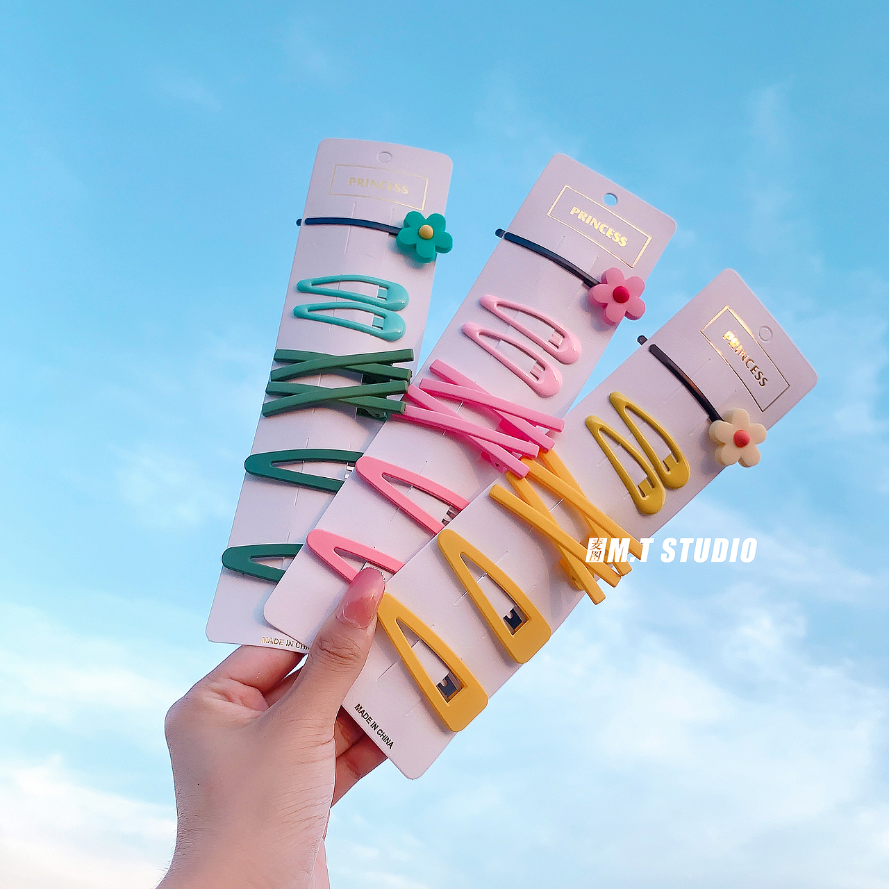 发饰发夹边夹发圈发饰静物图ins小清新风格摄影（图ZMzM1MDgwMTU2） - 人像摄影 - 站酷设计师麦图商业摄影原创素材 - 站酷ZCOOL