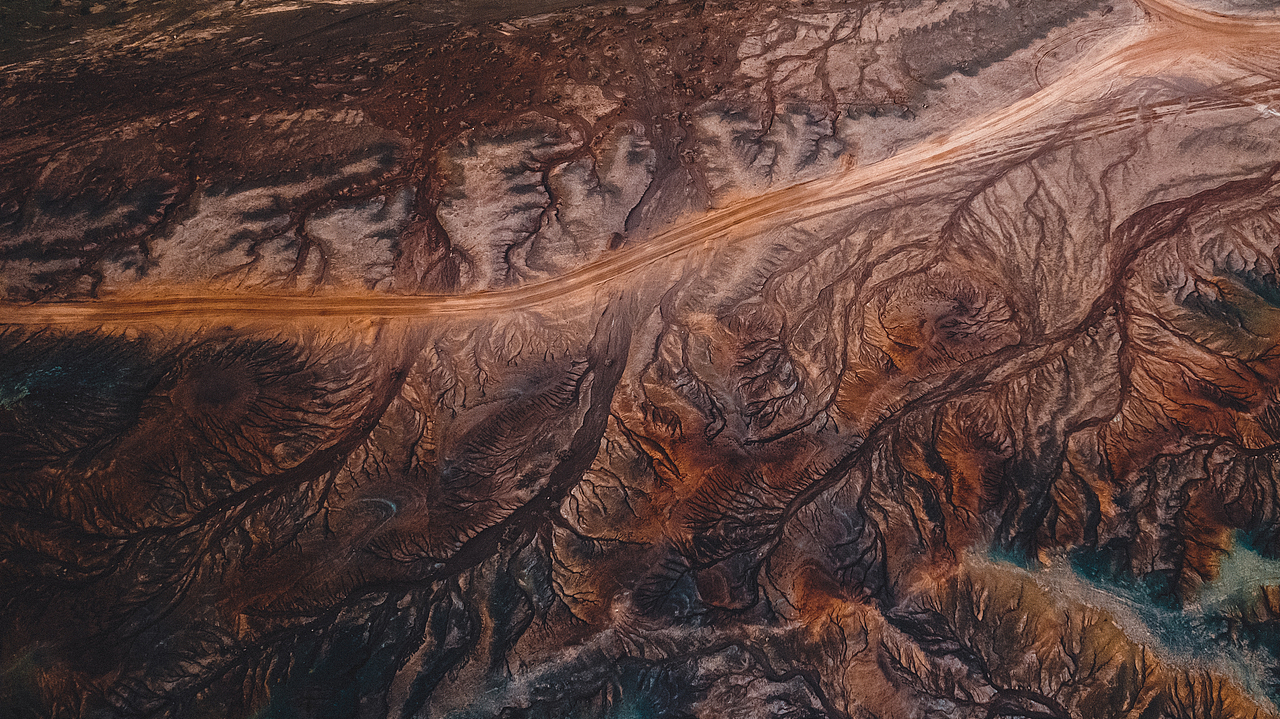 地球绝无仅有的山脉-张掖丹霞地貌