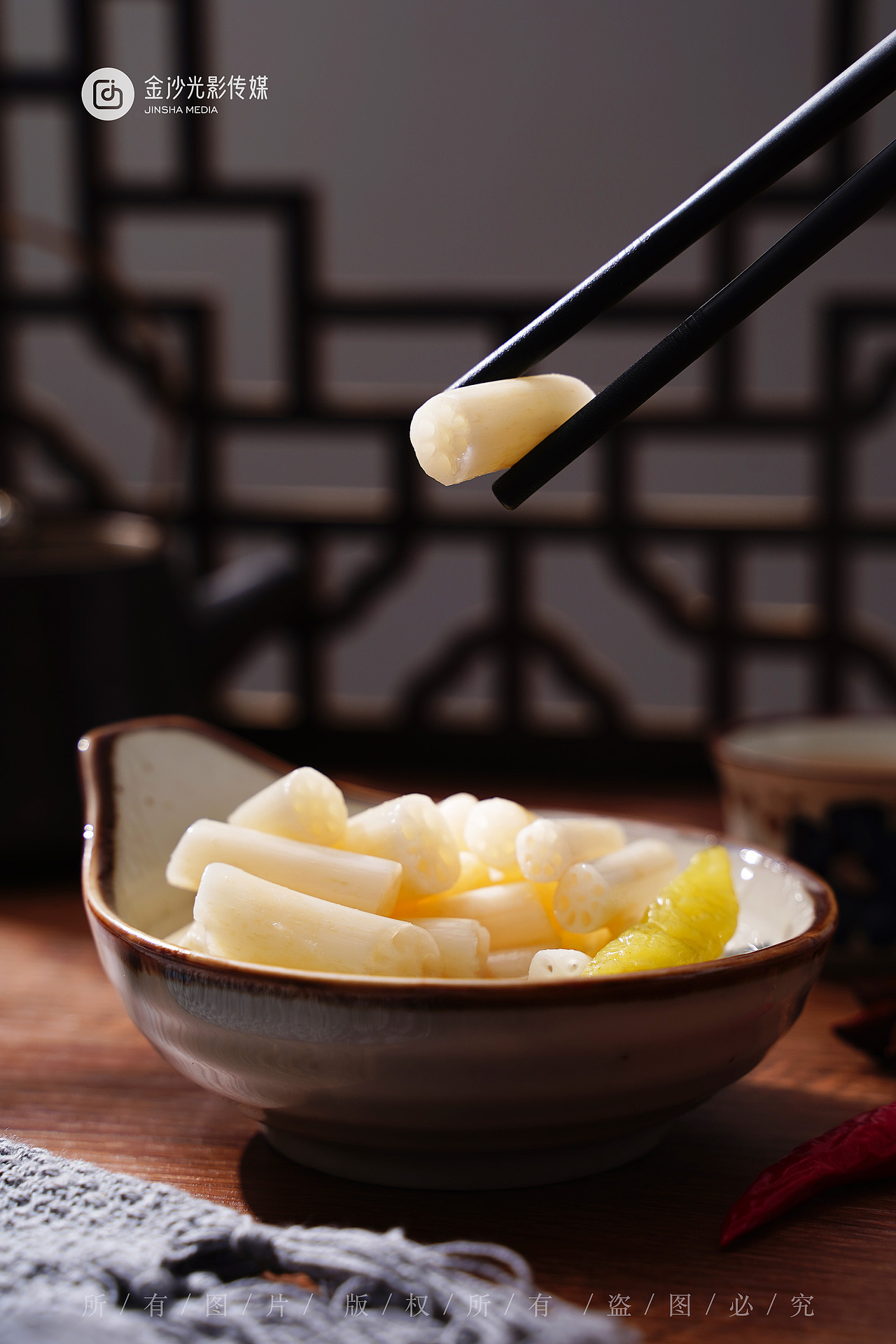 藕带拍摄,泡椒藕带,一包可以炫三碗米饭的