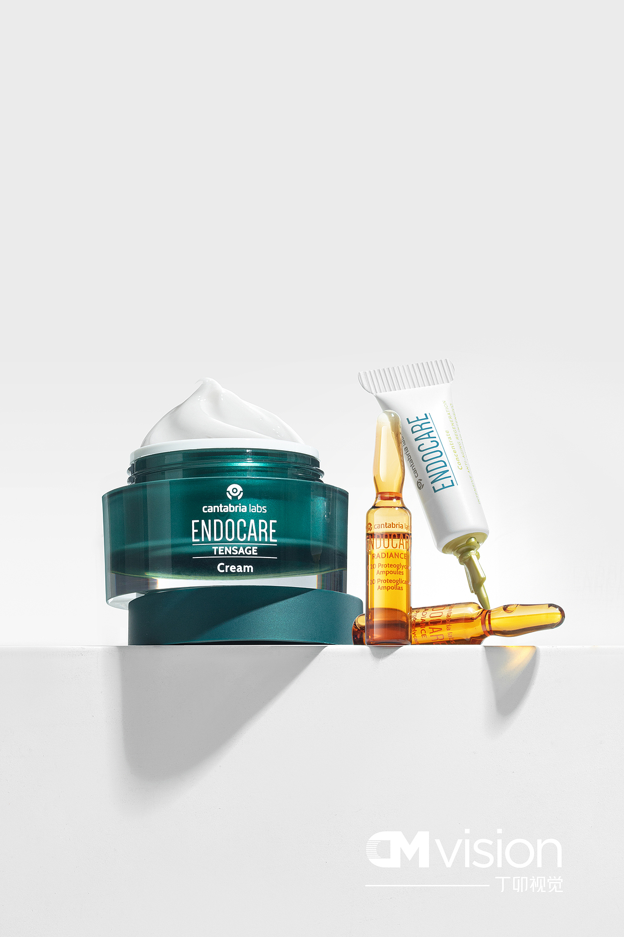 电商摄影/化妆品极简拍摄/丁卯视觉（图ZMzMxMjE3Nzg4） - 产品摄影 - 站酷设计师丁卯视觉原创素材 - 站酷ZCOOL