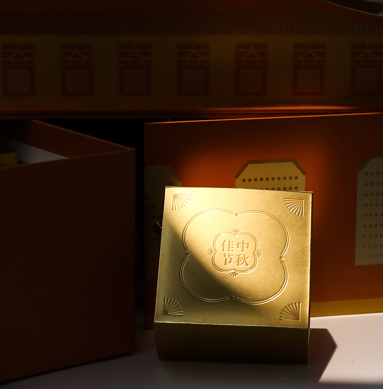 2022中秋礼盒 | 宫中月明（图ZMzE1MDQwNDMy） - 包装 - 站酷设计师乐乐造礼原创素材 - 站酷ZCOOL