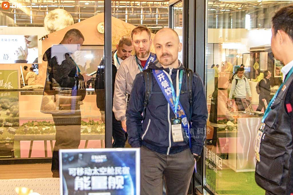 能量舰EX7惊艳亮相上海国际酒店展,引领未来生活风潮