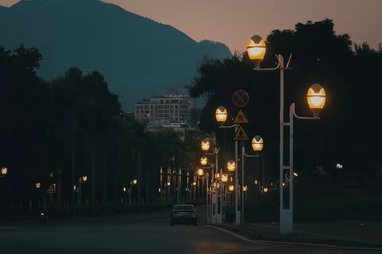 夜幕降临时（图ZMjk5NjQ0NDIw） - 风光摄影 - 站酷设计师逗不兜原创素材 - 站酷ZCOOL