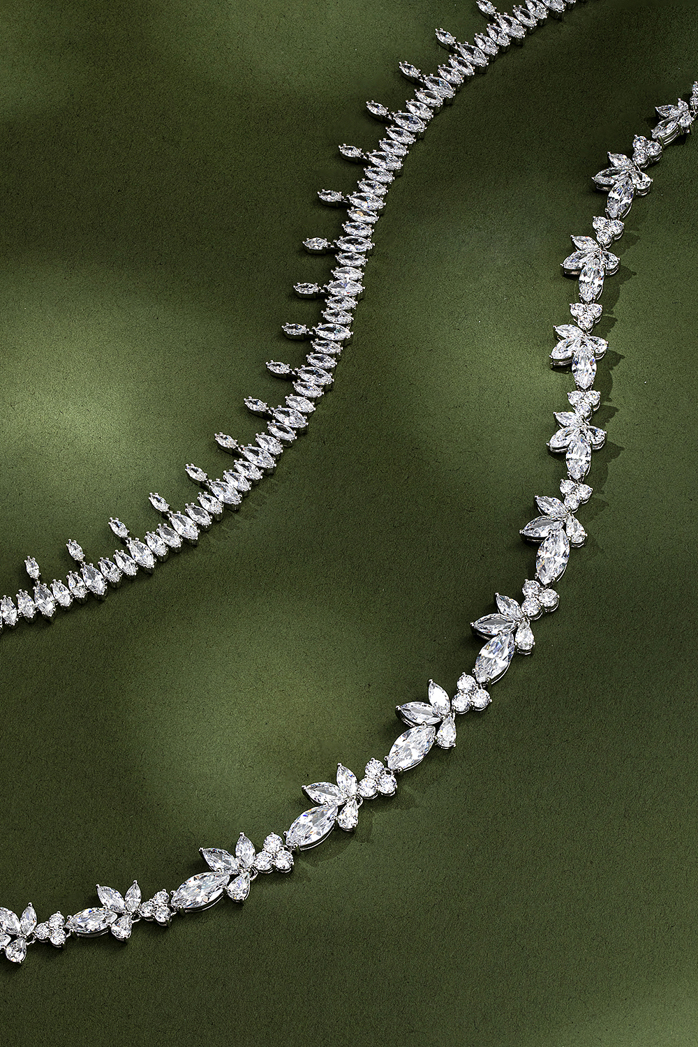 珠宝摄影 I 银链子绿色场景