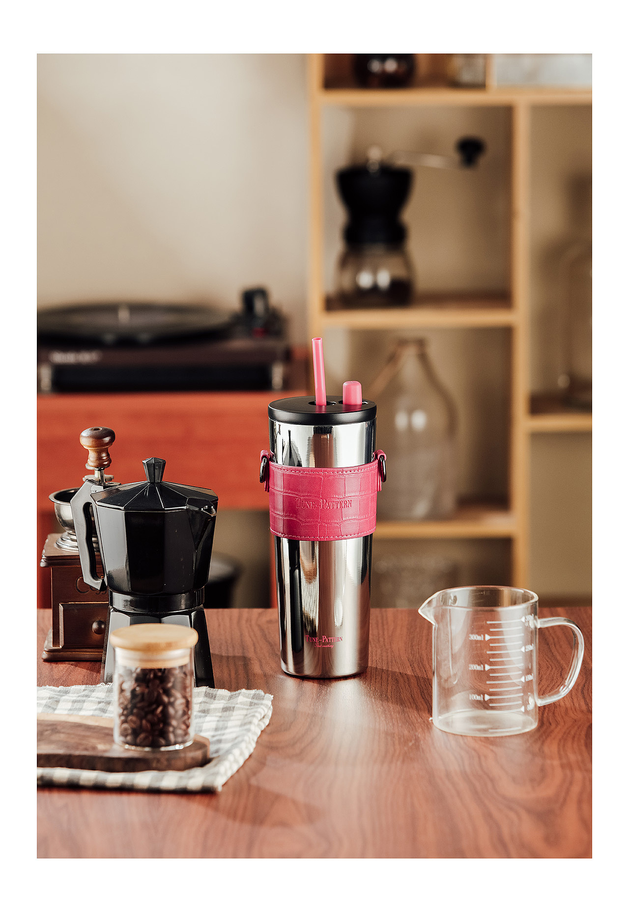 保温杯 咖啡杯（图ZMzY0NzQzNTYw） - 产品摄影 - 站酷设计师今播原创素材 - 站酷ZCOOL