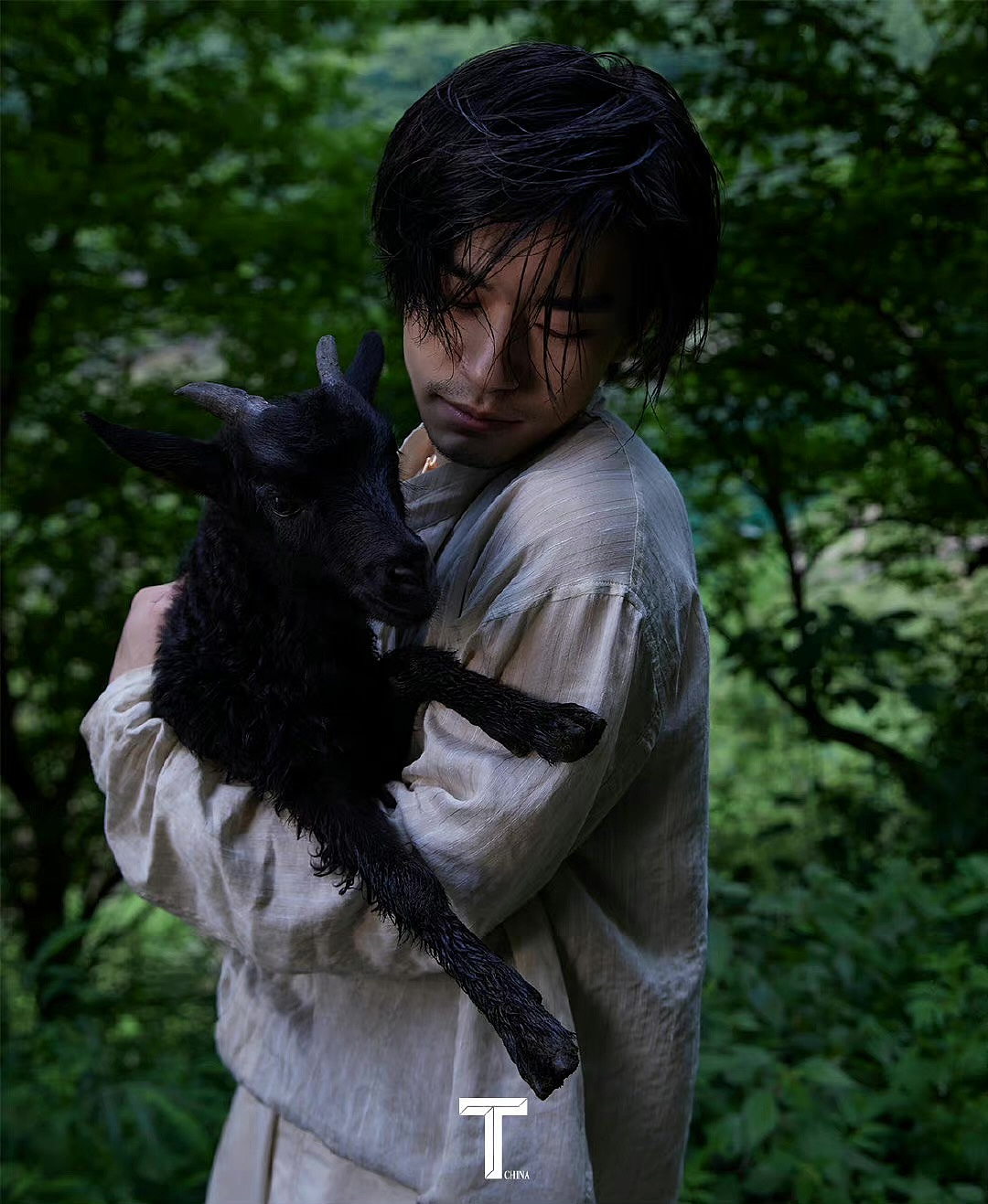 T Magazine China 易烊千璽（圖ZMzEwNzQ5NTg0） - 修圖/后期 - 站酷設計師楊震Zc原創(chuàng)素材 - 站酷ZCOOL