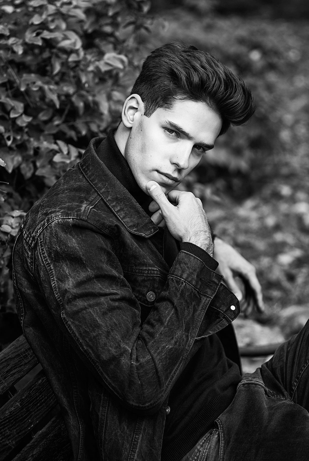 高级感时装男外模拍摄 人像摄影成熟模特 质感轻商务装（图ZMzUwODIyMDQ4） - 人像摄影 - 站酷设计师优思模特Melo原创素材 - 站酷ZCOOL